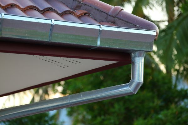 Metal Gutter Repair in Lincoln