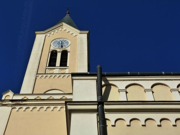 Church Gutter Installation in Lincoln