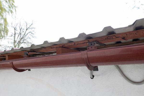 Round Gutters Installation in Lincoln